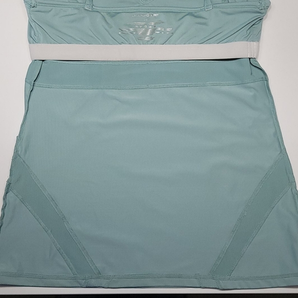 Workout Tank, Built-in Bralette - Picture 9 of 11